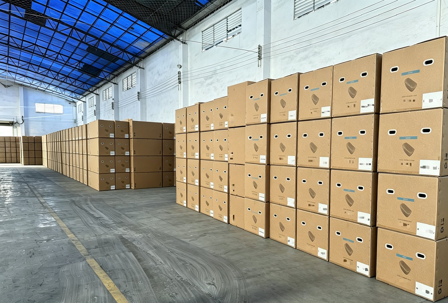 Carton packaging prepared for acrylic bathroom products